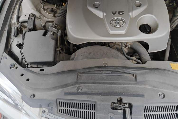 Used Toyota Reiz 2010 2.5S Fengdu Jinghua Edition Engine Bay Right
