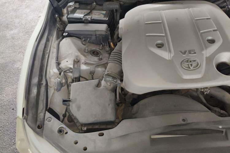 Used Toyota Reiz 2010 2.5V Fengdu Elite Edition Engine Bay Right