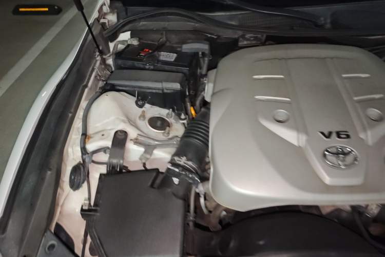 Used Toyota Reiz 2010 2.5S Fengdu Jinghua Edition Engine Bay Right