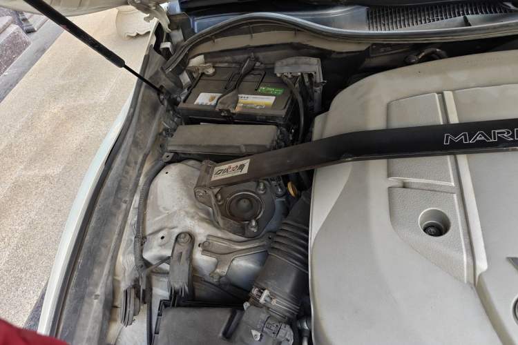 Used Toyota Reiz 2010 2.5S Fengdu Jinghua Edition Engine Bay Right
