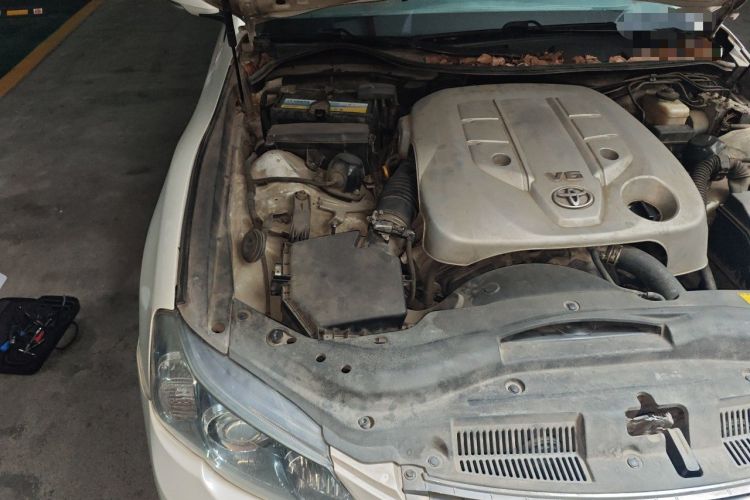 Used Toyota Reiz 2010 2.5V Fengdu Elite Edition Engine Bay Right
