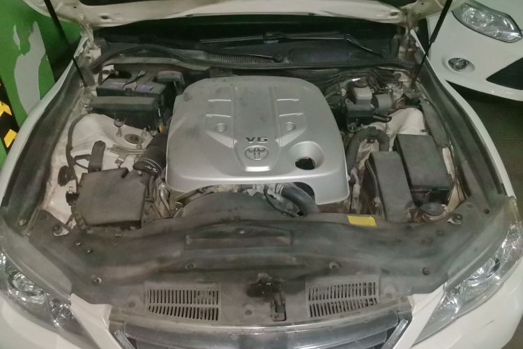 Used Toyota Reiz 2010 2.5V Fengdu Elite Edition Engine Bay