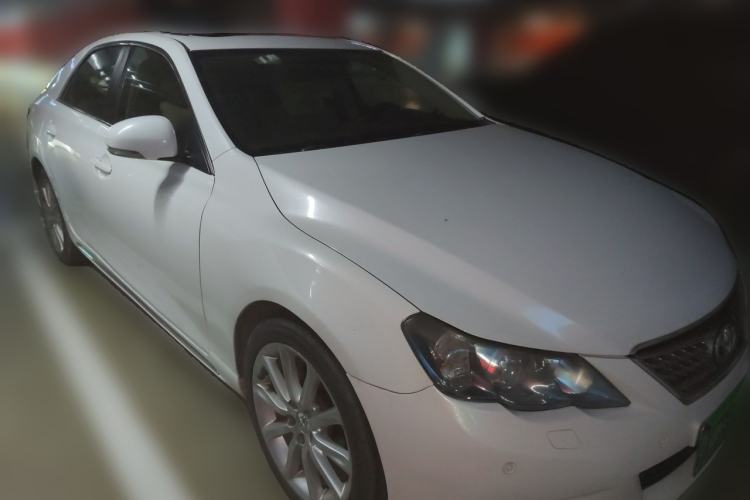 Used Toyota Reiz 2010 2.5S Fashion Elite Edition Front Right 45 Deg
