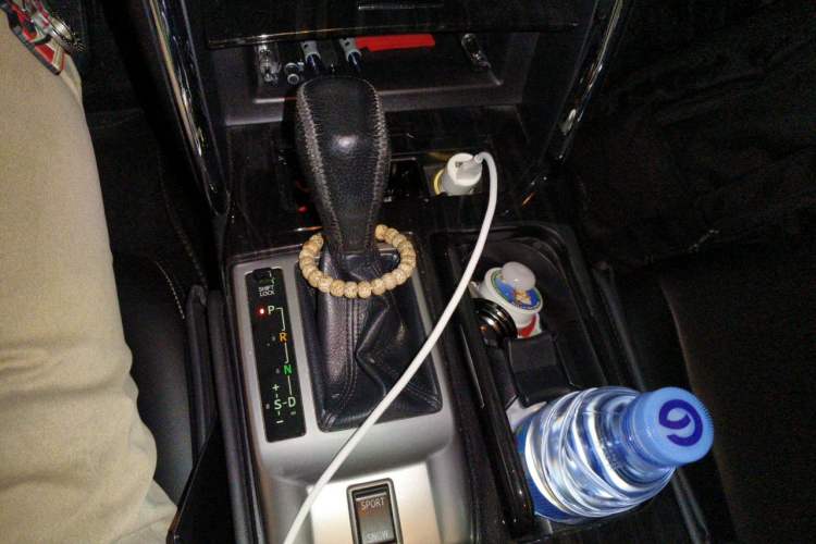 Used Toyota Reiz 2010 2.5S Fengdu Jinghua Edition Gear Lever