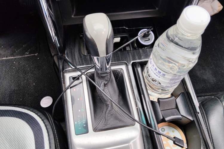 Used Toyota Reiz 2010 2.5V Fengdu Elite Edition Gear Lever