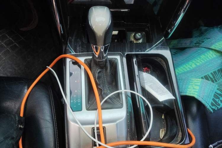 Used Toyota Reiz 2010 2.5V Fengdu Elite Edition Gear Lever