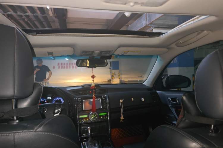 Used Toyota Reiz 2010 2.5V Fashion Elite Edition Headliner