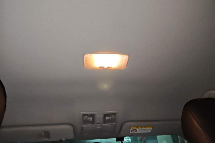 Used Toyota Reiz 2010 2.5S Fengdu Jinghua Edition Headliner
