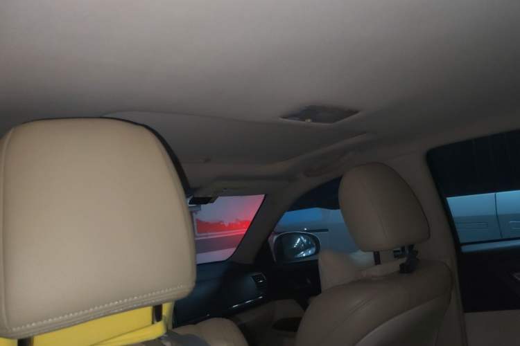 Used Toyota Reiz 2010 2.5S Fashion Elite Edition Headliner