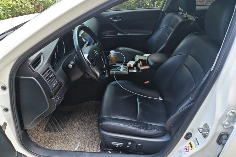 Used Toyota Reiz 2010 2.5V Fengdu Elite Edition Left Front Seat
