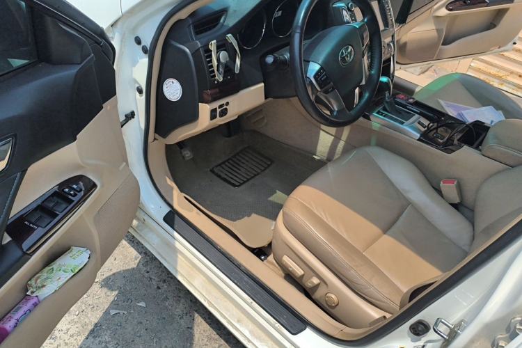 Used Toyota Reiz 2010 2.5V Fengdu Elite Edition Left Front Seat