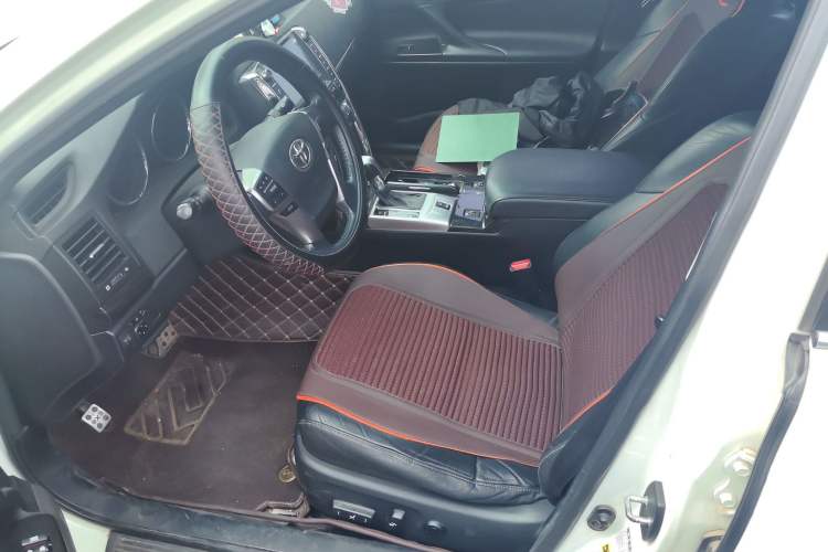 Used Toyota Reiz 2010 2.5V Fengdu Elite Edition Left Front Seat
