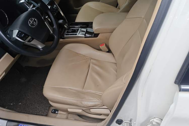 Used Toyota Reiz 2010 2.5S Fengdu Jinghua Edition Left Front Seat
