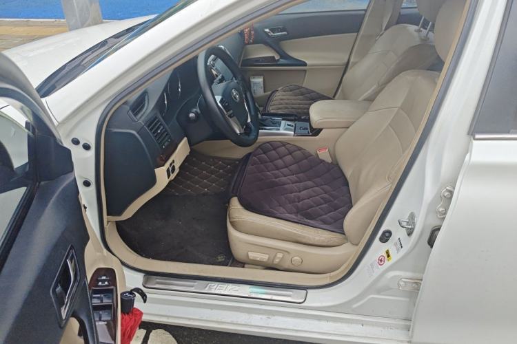 Used Toyota Reiz 2010 2.5V Fengdu Elite Edition Left Front Seat