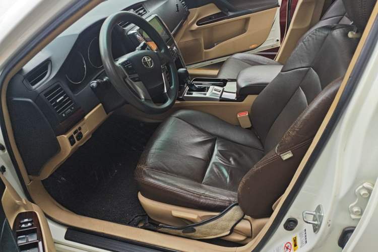 Used Toyota Reiz 2010 2.5S Fengdu Jinghua Edition Left Front Seat