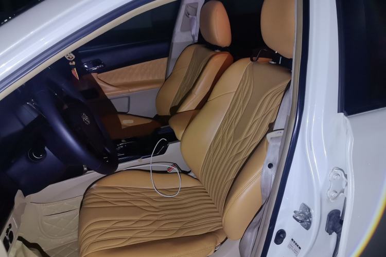 Used Toyota Reiz 2010 2.5V Fengdu Elite Edition Left Front Seat