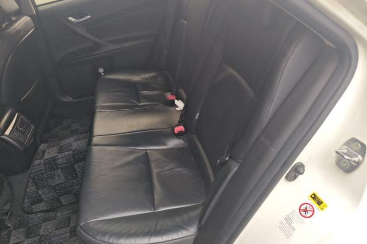 Used Toyota Reiz 2010 2.5V Fengdu Elite Edition Left Rear Seat