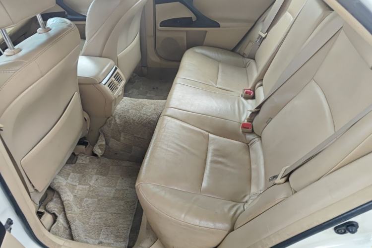 Used Toyota Reiz 2010 2.5V Fengdu Elite Edition Left Rear Seat