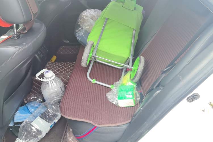 Used Toyota Reiz 2010 2.5V Fengdu Elite Edition Left Rear Seat