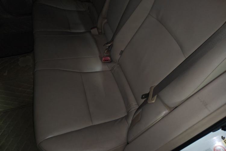 Used Toyota Reiz 2010 2.5V Fengdu Elite Edition Left Rear Seat