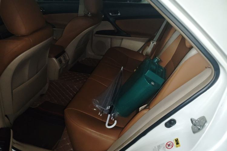 Used Toyota Reiz 2010 2.5V Fengdu Elite Edition Left Rear Seat