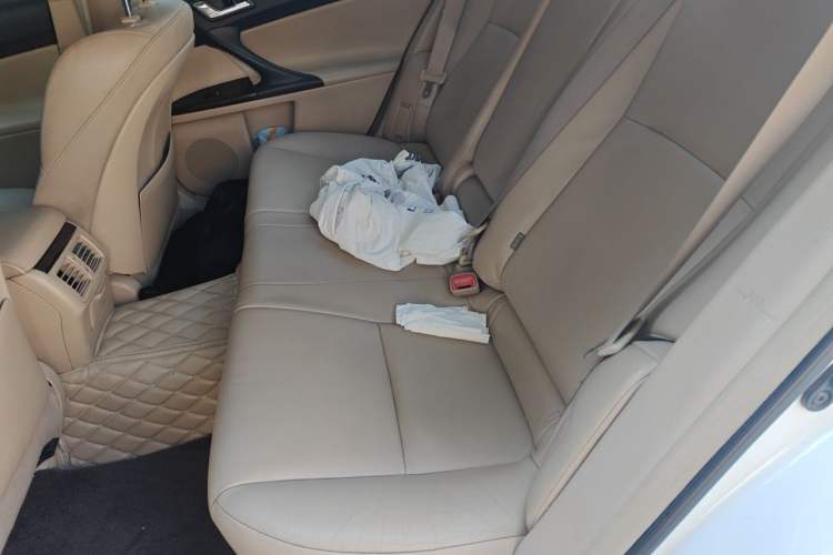 Used Toyota Reiz 2010 2.5V Fengdu Elite Edition Left Rear Seat