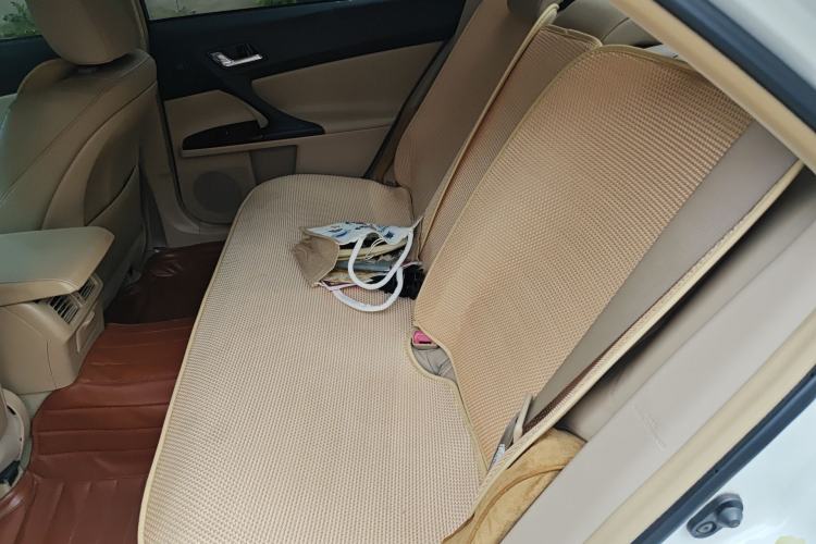 Used Toyota Reiz 2010 2.5V Fengdu Elite Edition Left Rear Seat
