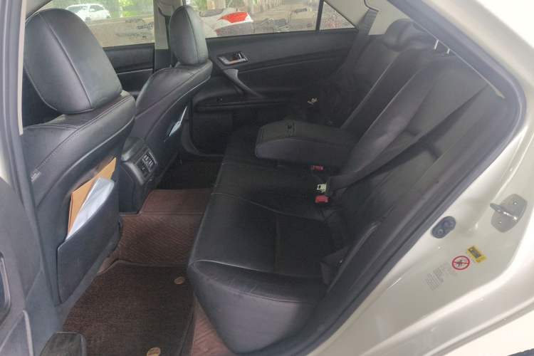 Used Toyota Reiz 2010 2.5V Fengdu Elite Edition Left Rear Seat