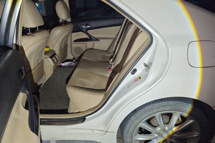 Used Toyota Reiz 2010 2.5V Fengdu Elite Edition Left Rear Seat
