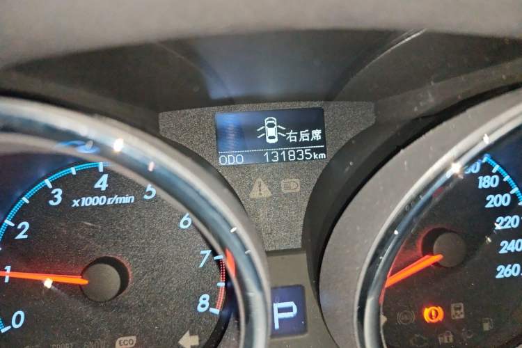 Used Toyota Reiz 2010 2.5V Fengdu Elite Edition Odometer Close Up