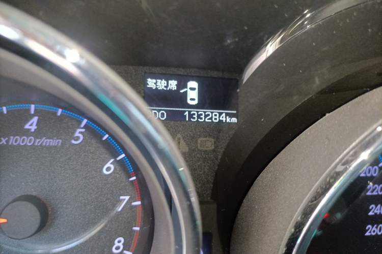 Used Toyota Reiz 2010 2.5V Fengdu Elite Edition Odometer Close Up