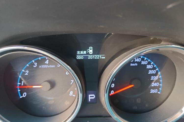 Used Toyota Reiz 2010 2.5V Fengdu Elite Edition Odometer Close Up