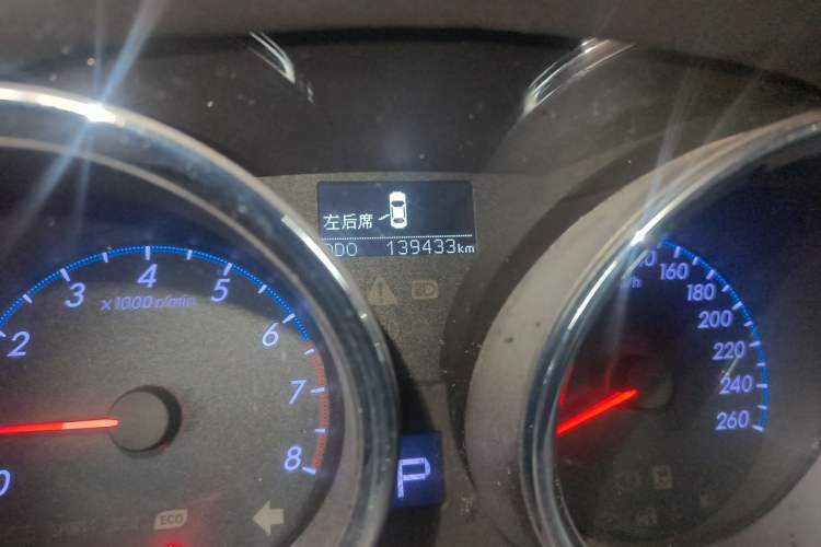 Used Toyota Reiz 2010 2.5V Fengdu Elite Edition Odometer Close Up