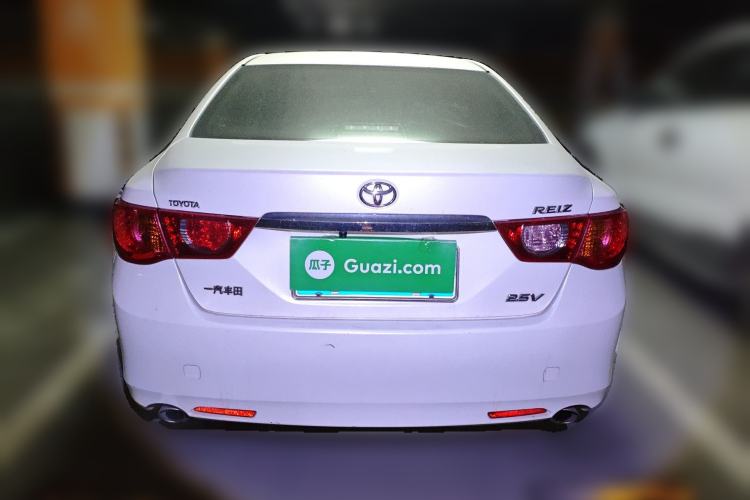 Used Toyota Reiz 2010 2.5V Fengdu Elite Edition Rear