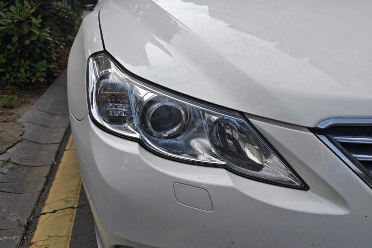 Used Toyota Reiz 2010 2.5V Fengdu Elite Edition Right Front Headlight