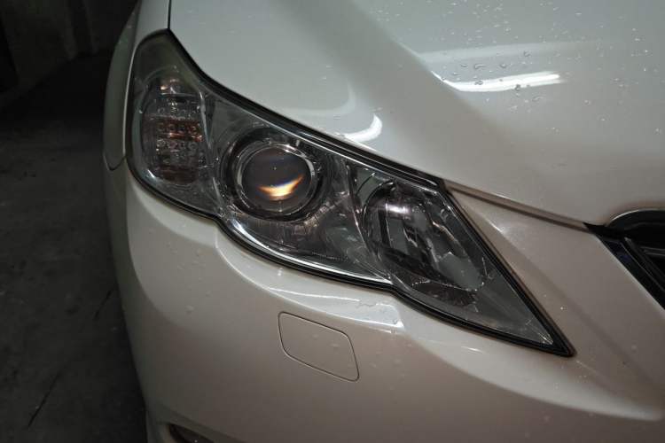 Used Toyota Reiz 2010 2.5V Fengdu Elite Edition Right Front Headlight