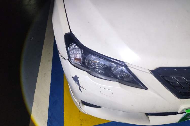 Used Toyota Reiz 2010 2.5S Fashion Elite Edition Right Front Headlight