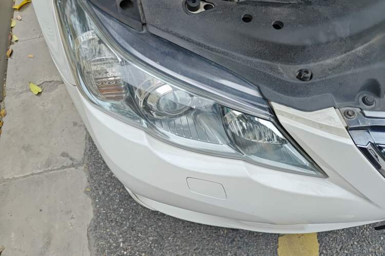 Used Toyota Reiz 2010 2.5V Fengdu Elite Edition Right Front Headlight