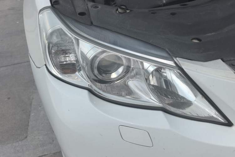 Used Toyota Reiz 2010 2.5V Fengdu Elite Edition Right Front Headlight