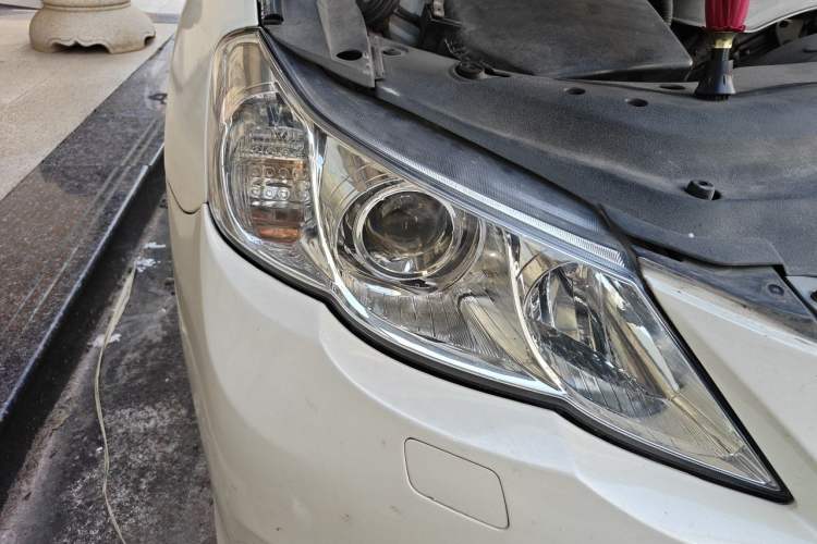 Used Toyota Reiz 2010 2.5S Fengdu Jinghua Edition Right Front Headlight