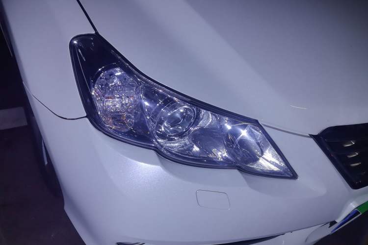 Used Toyota Reiz 2010 2.5V Fengdu Elite Edition Right Front Headlight