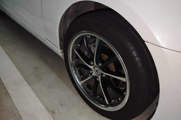 Used Toyota Reiz 2010 2.5S Fengdu Jinghua Edition Right Front Wheel Hub