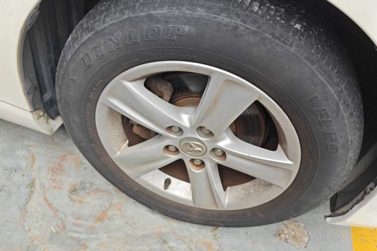 Used Toyota Reiz 2010 2.5S Fengdu Jinghua Edition Right Front Wheel Hub