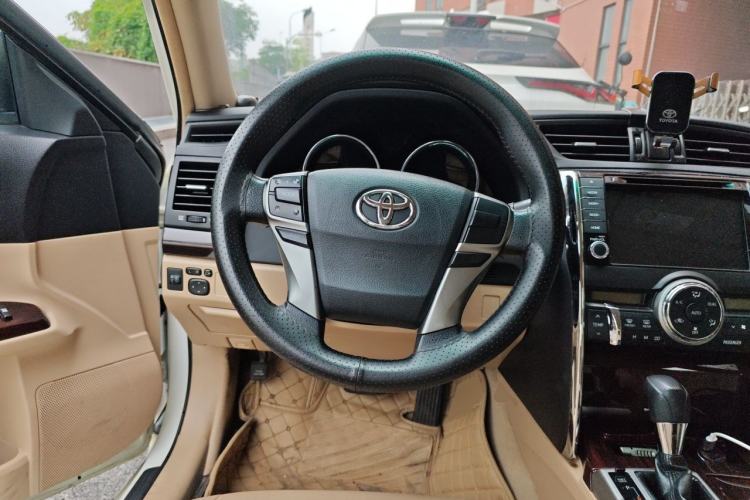 Used Toyota Reiz 2010 2.5S Fengdu Jinghua Edition Steering Wheel
