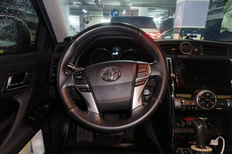 Used Toyota Reiz 2010 2.5S Fengdu Jinghua Edition Steering Wheel