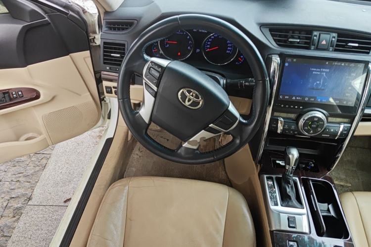Used Toyota Reiz 2010 2.5V Fengdu Elite Edition Steering Wheel