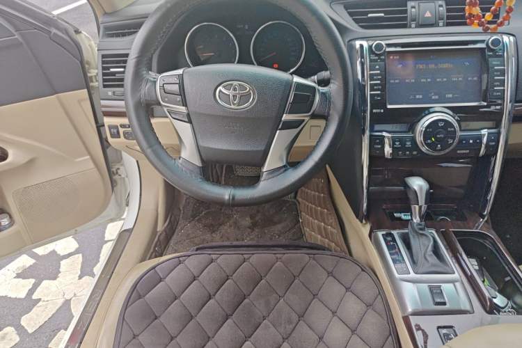 Used Toyota Reiz 2010 2.5V Fengdu Elite Edition Steering Wheel
