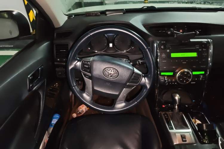 Used Toyota Reiz 2010 2.5V Fengdu Elite Edition Steering Wheel