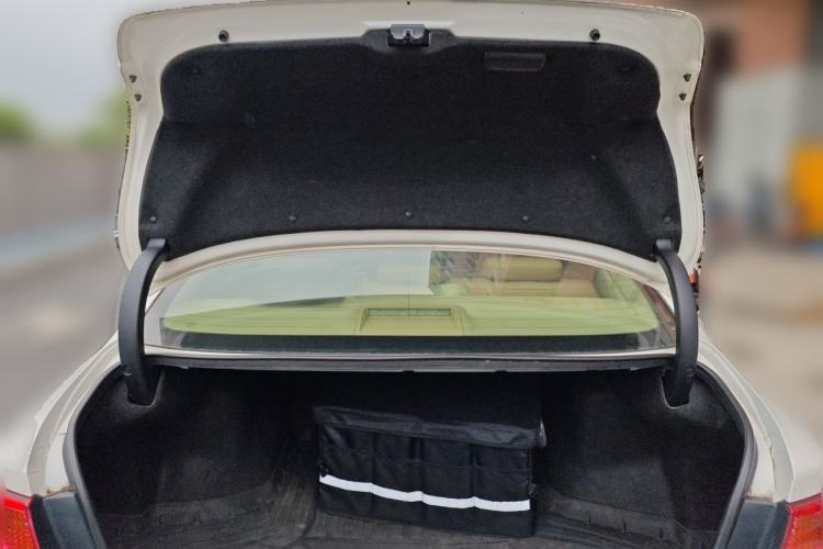 Used Toyota Reiz 2010 2.5S Fengdu Jinghua Edition Trunk