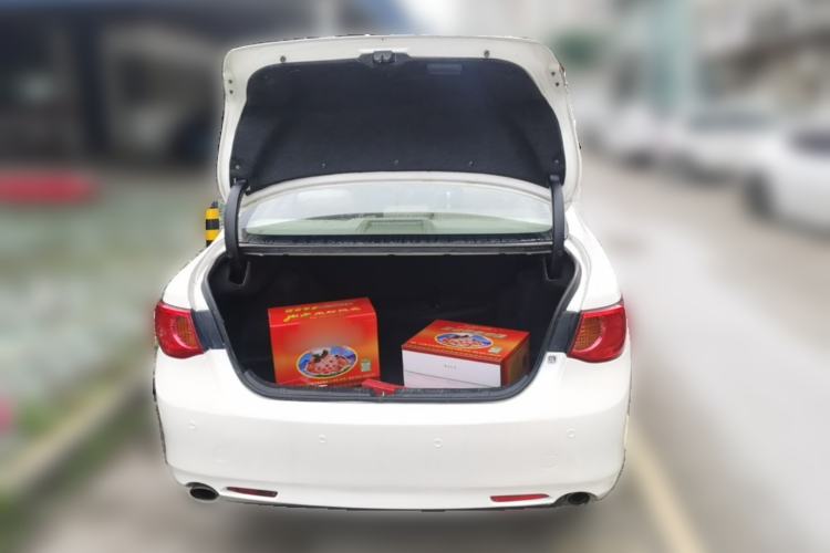 Used Toyota Reiz 2010 2.5V Fengdu Elite Edition Trunk